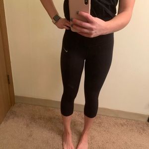 Black Nike Capris